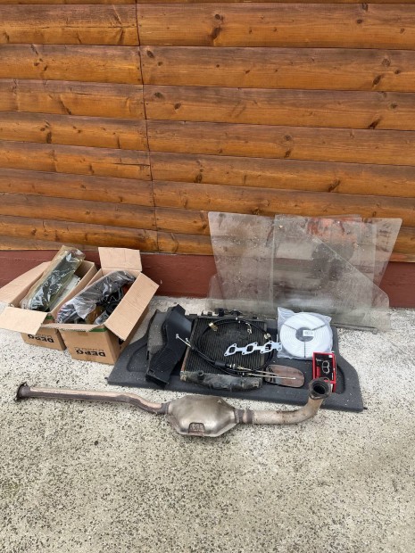 Suzuki Swift alkatr�szek