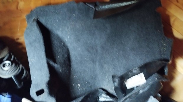 Suzuki Swift als� sz�nyeg