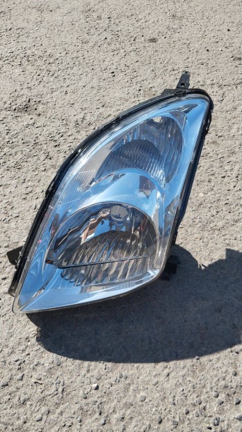 Suzuki Swift bal első fényszóró / lámpa
