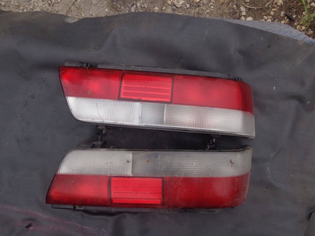 Suzuki Swift bal hátsó lámpa