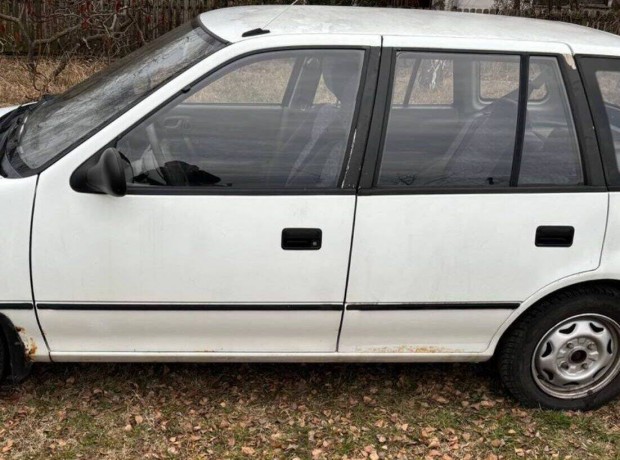 Suzuki Swift bal jobb első hátsó ajtó 26u fehér 5 ajtós