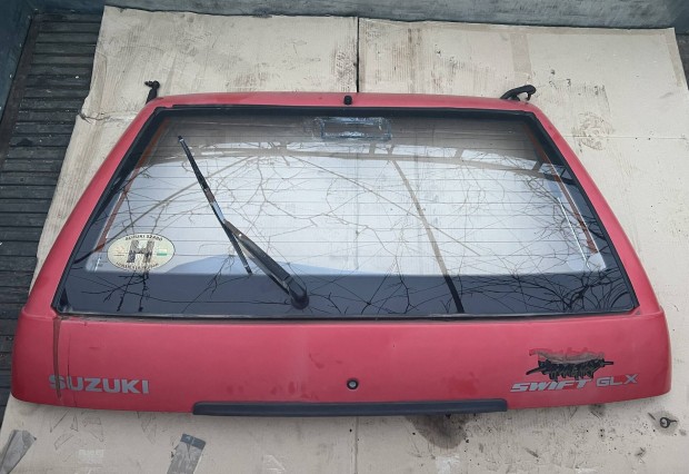 Suzuki Swift csomagtr ajt