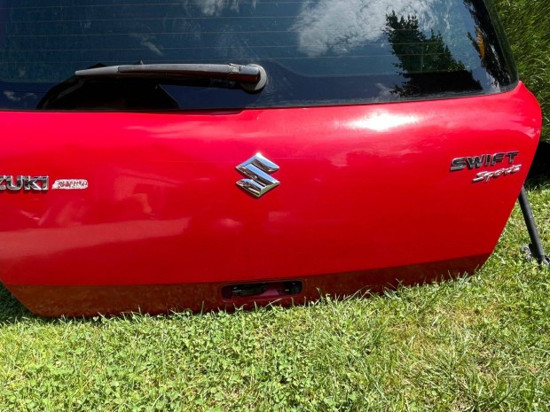 Suzuki Swift csomagtérajtó