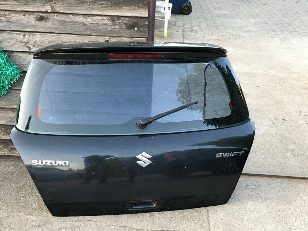 Suzuki Swift csomagtérajtó eladó fekete színben