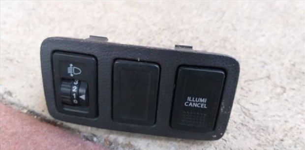 Suzuki Swift fnyszr magassg llt kapcsol