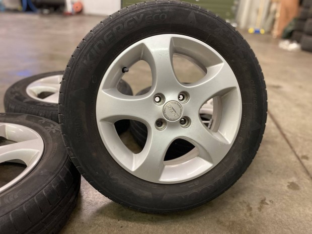 Suzuki Swift gy�ri 15"-os alufelni szett 4x100