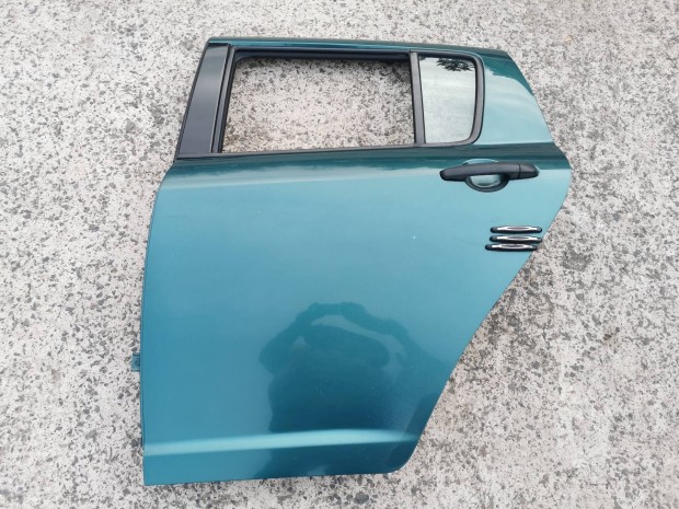 Suzuki Swift hátsó ajtó