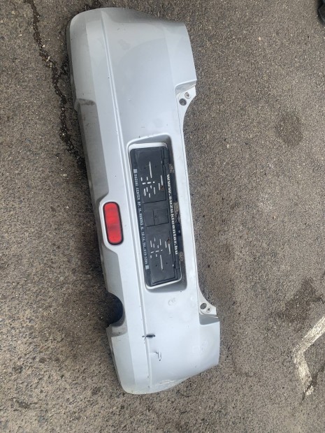 Suzuki Swift hátsó lökháritó