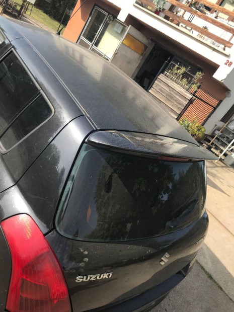 Suzuki Swift hátsó szárny eladó