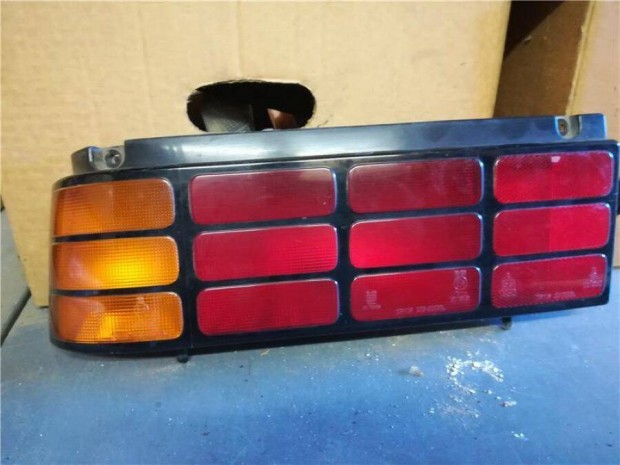 Suzuki Swift h�ts�l�mpa bal (3/5) 1989 -> 1995 fekete cs�kos