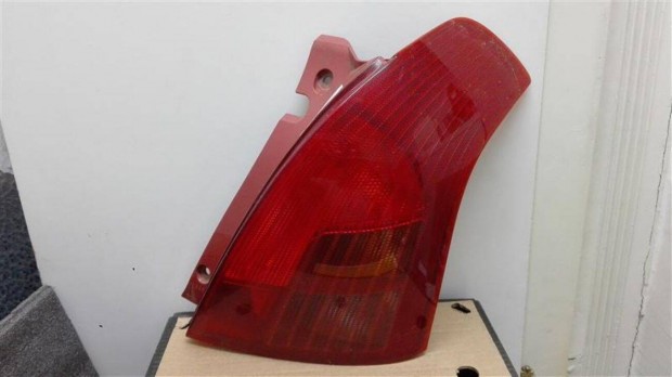 Suzuki Swift h�ts�l�mpa jobb (3/5) 2005 -> 2007 �res