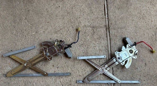 Suzuki Swift jobb első elektromos ablak ablakemelő szerkezet 3-5 ajtós