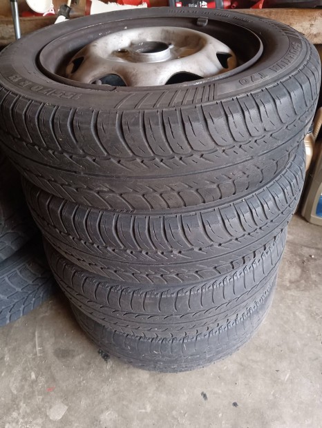 Suzuki Swift kerk garnitra elad 