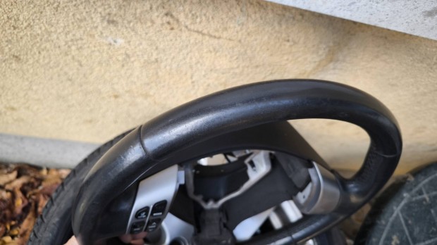 Suzuki Swift kormny 2005-10 multikormny 