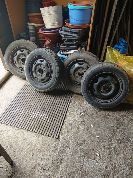 Suzuki Swift lemez felni 