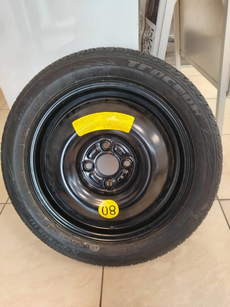 Suzuki Swift mankókerék emelővel
