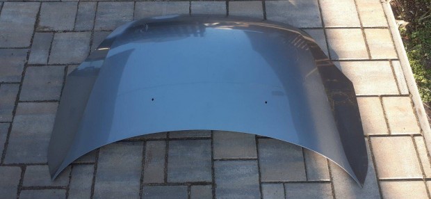 Suzuki Swift motorháztető