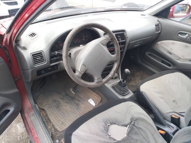 Suzuki Swift önindító, generátor, klíma kompresszor