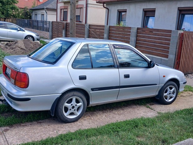 Suzuki Swift sedan