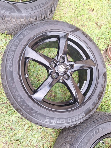 Suzuki Sx4 Scross/Vitara Téli Kerék Szett 215 55 R17 Tpms Szenzorral