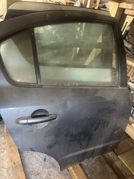 Suzuki Sx4 Sedan bal hátsó ajtó