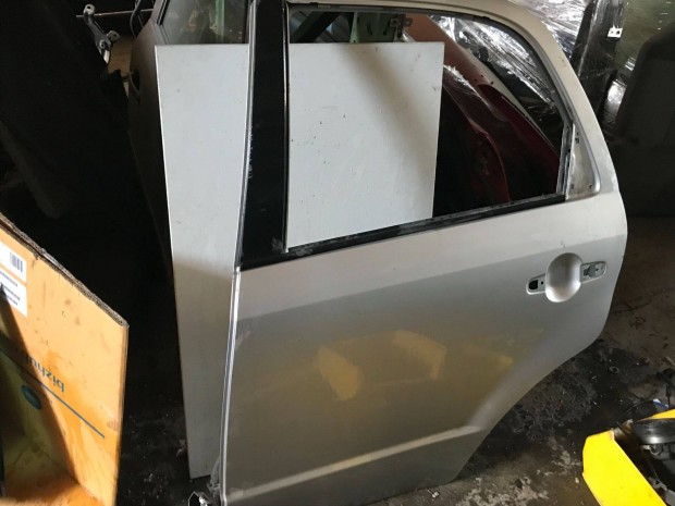 Suzuki Sx4 ajtó eladó!