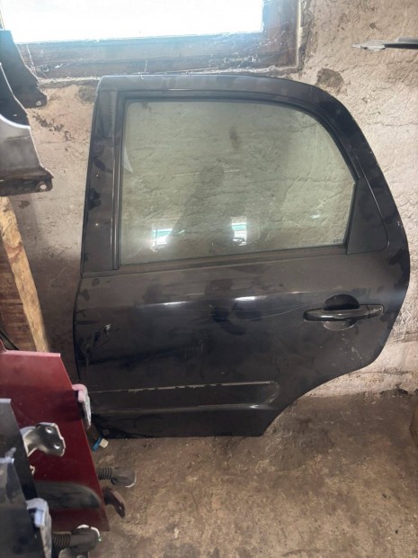 Suzuki Sx4 bal hátsó ajtó több színben