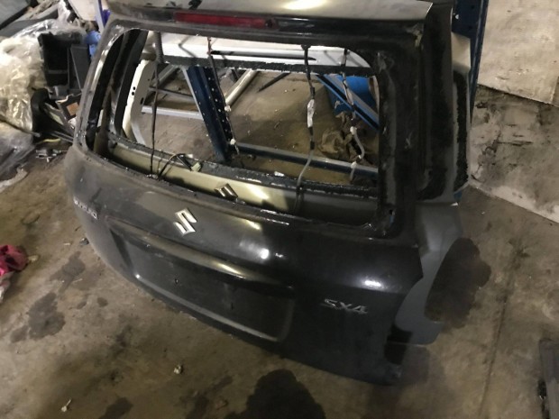 Suzuki Sx4 csomagtérajtó eladó!