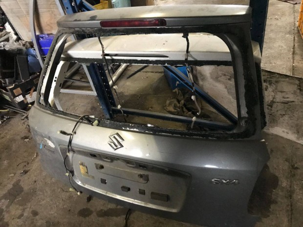 Suzuki Sx4 csomagtérajtó eladó!