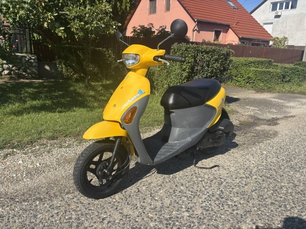 Suzuki Szuzuki Lets 4