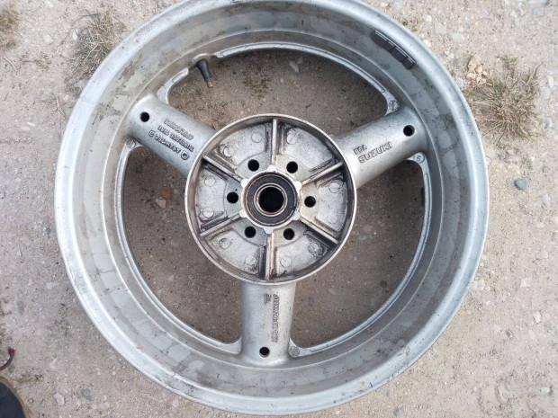 Suzuki TL 1000 alkatr�sz , h�ts� ker�k