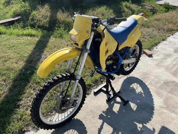 Suzuki TSR 200 alkatrésznek