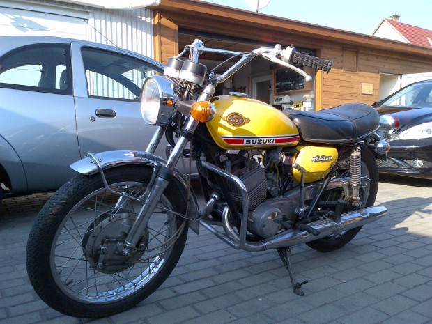 Suzuki T 250 Hustler