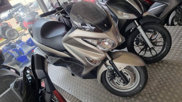 Suzuki UH 125 Burgman j 0km!