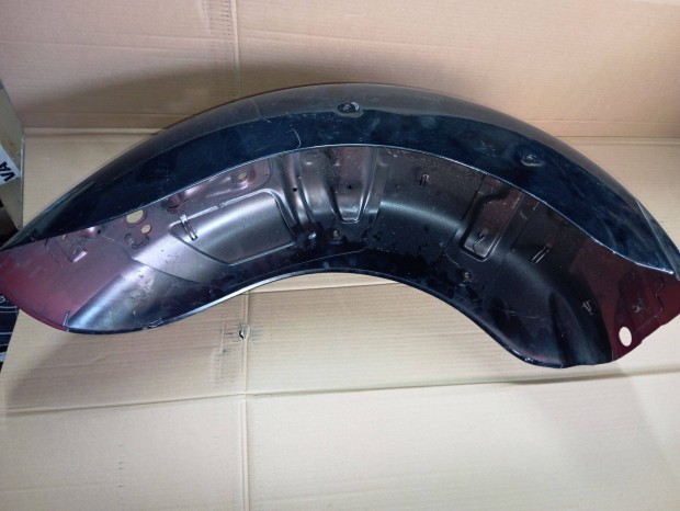 Suzuki VLR 1800 h�ts� s�rv�d�