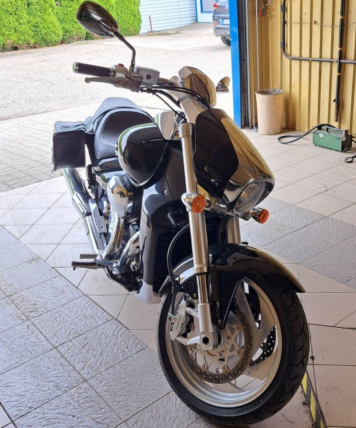 Suzuki VZR 1800 Intruder