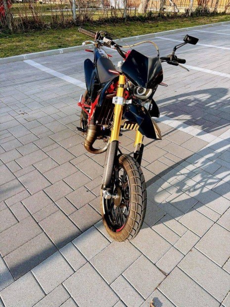 Suzuki Valenti Racing SX50, Derbi Senda, SMT