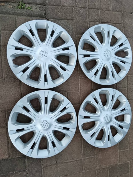 Suzuki Vitara 16" új dísztárcsa