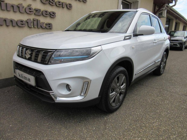 Suzuki Vitara 1.4 Hybrid GL+ Navi. 9 Ezer km !...