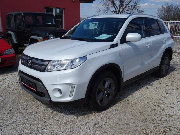 Suzuki Vitara 1.6 GLX Navigáció.Tempomat.Ülésfű...