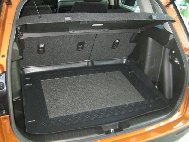 Suzuki Vitara 2015-, Wagon R als, fels csomagtrtlca