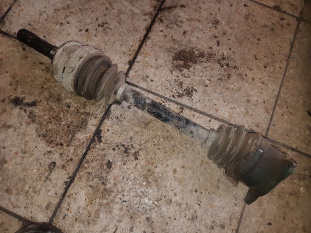 Suzuki Vitara Bal Els� F�ltengely