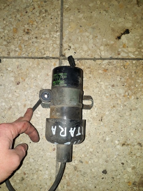 Suzuki Vitara Gy�jt�traf�