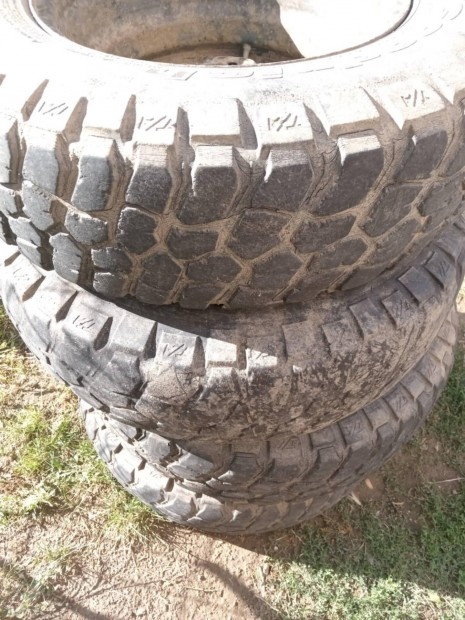 Suzuki Vitara Samurai Jimny Niva Gaz uaz R16