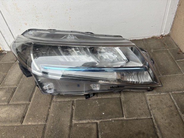 Suzuki Vitara (LY) jobb f�nysz�r�, l�mpa 100-7R016