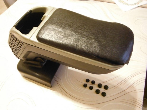 Suzuki Vitara / S-Cross k�ny�kl� (Armster / Armcik)