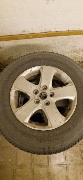 Suzuki Vitara alufelni elad