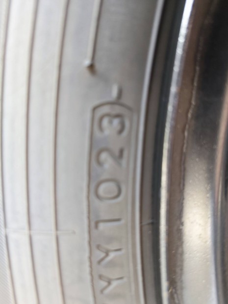 Suzuki Vitara lemezfelnik téligumival tpms!