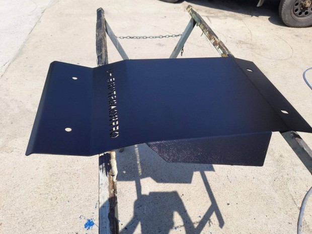 Suzuki Vitara motorv�d� lemez