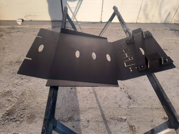 Suzuki Vitara motorvd protektor